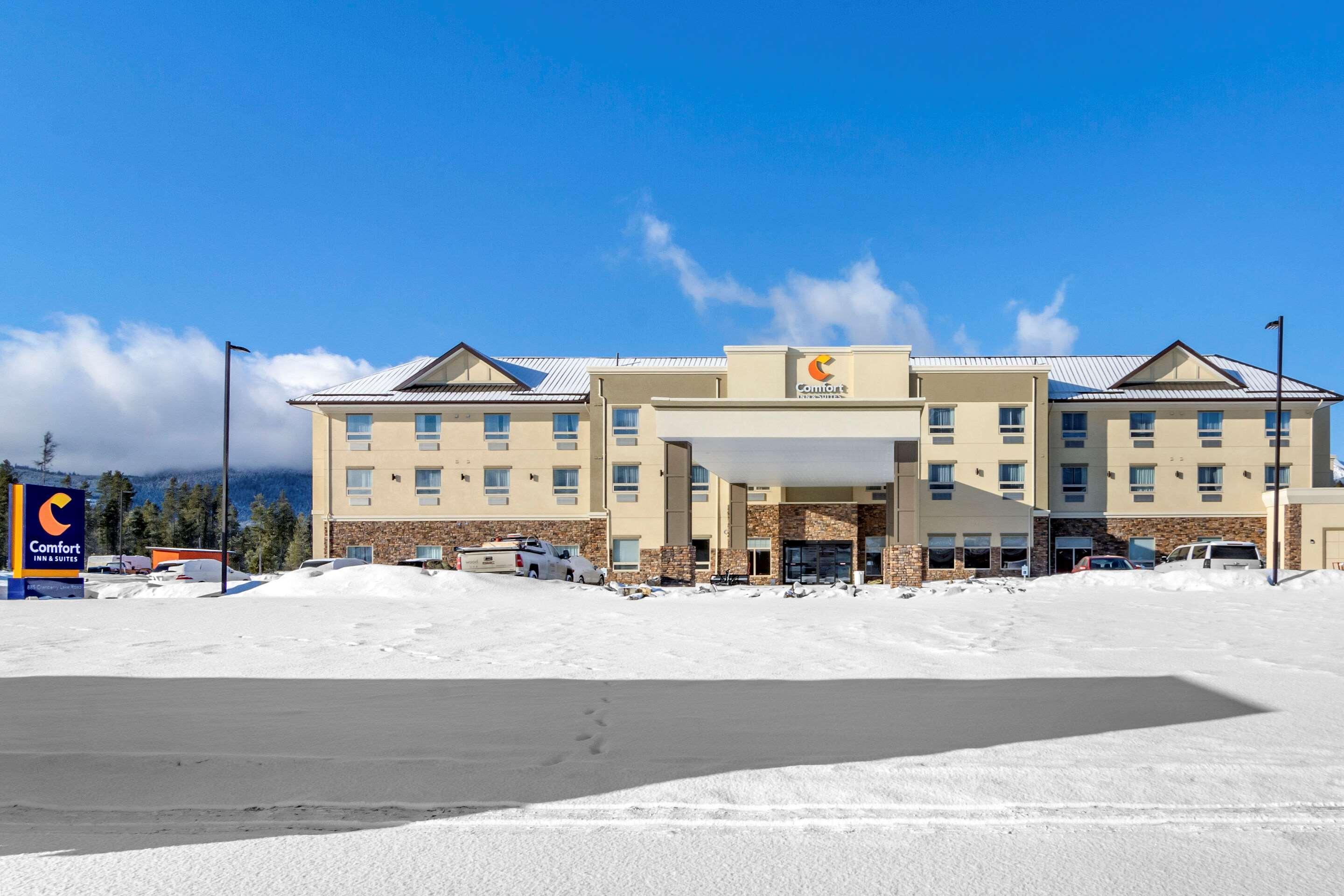 Comfort Inn & Suites Valemount Exterior photo